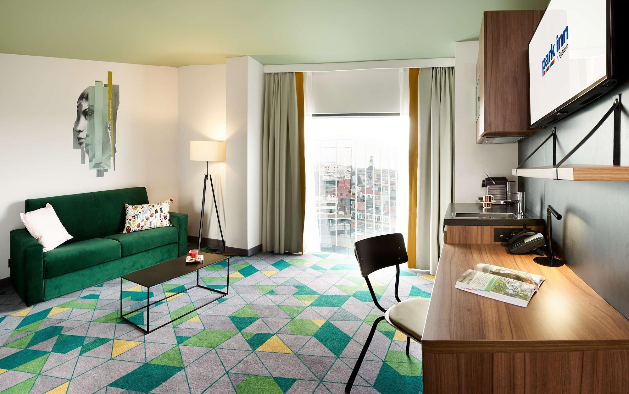 Park Inn By Radisson ハッセルト エクステリア 写真