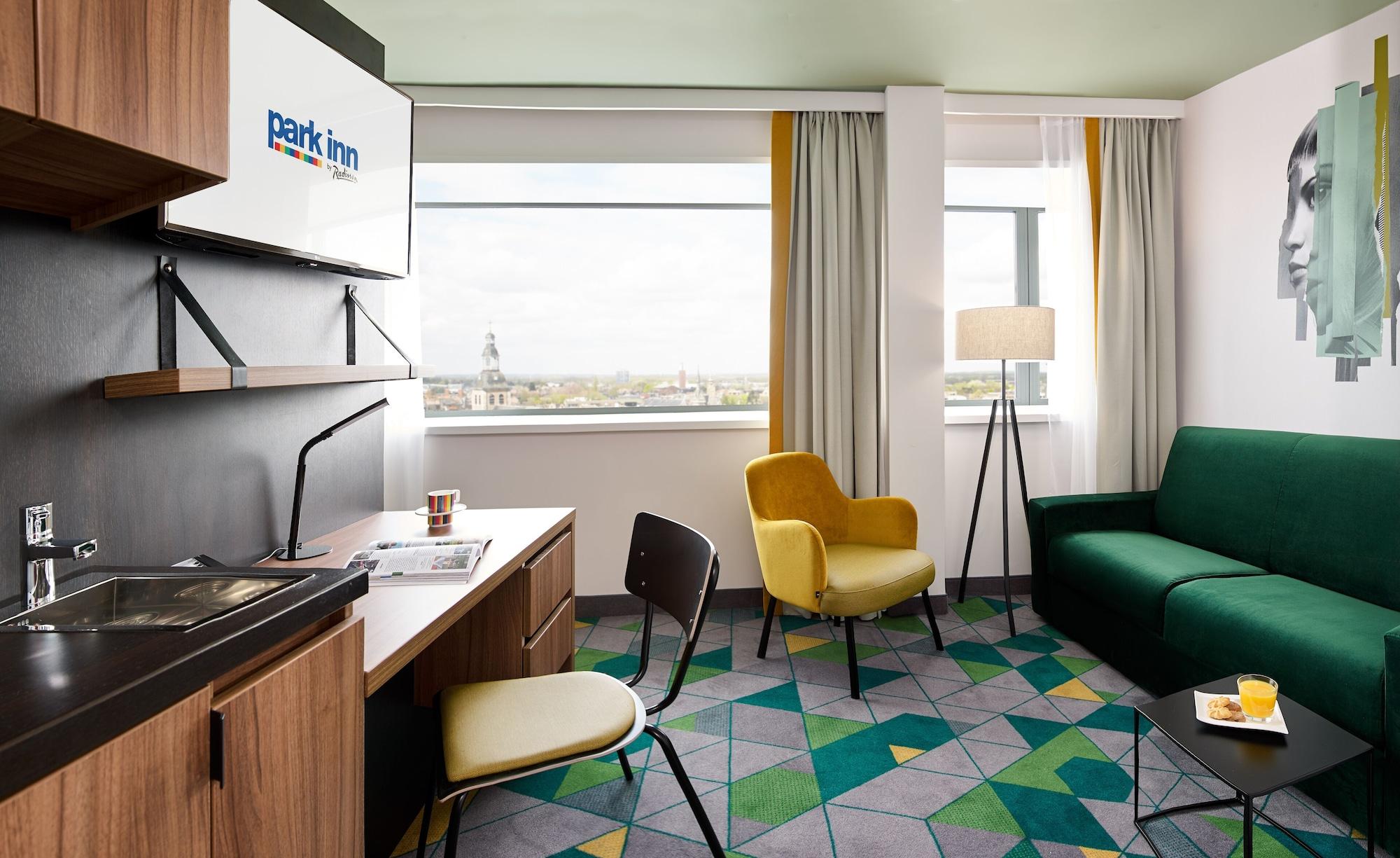 Park Inn By Radisson ハッセルト エクステリア 写真